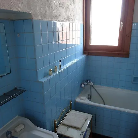 Guest house La Maison Fleurie